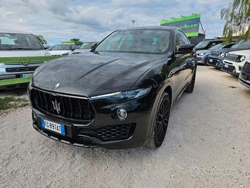 Maserati Levante V6 Diesel 275 CV AWD