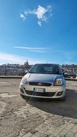 Ford Fiesta 1.2 benzina