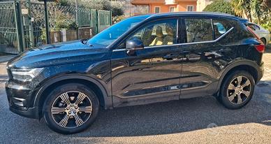 VOLVO XC 40 INSCRIPTION