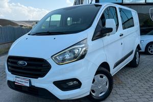 Ford Transit Custom 5 posti