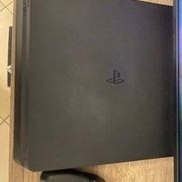 PLAYSTATION 4