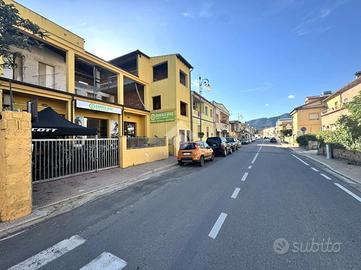 5 LOCALI A VILLAPUTZU