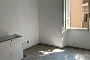 Stanza uso ufficio per professionisti