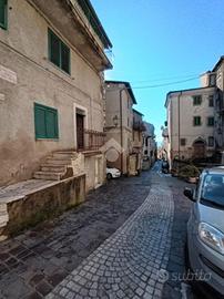 3 LOCALI A BELLEGRA