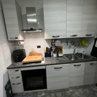 Cucina lineare da 240cm