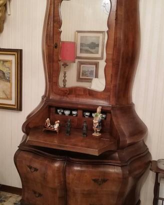 MOBILE IN STILE