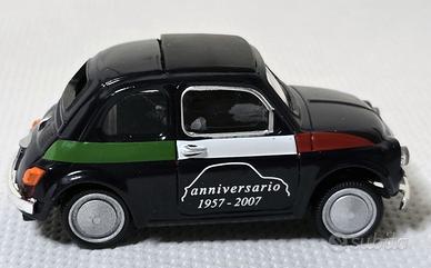 Modellino Fiat 500 Tricolore Italiano, 1957-2007.