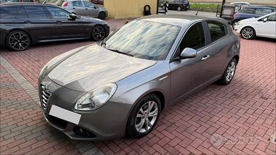 Alfa Romeo Giulietta 1.6 JTDm-2 105 CV Exclusive