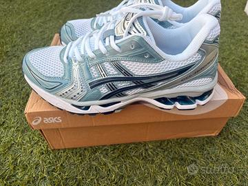 Scarpe asics da ginnastica