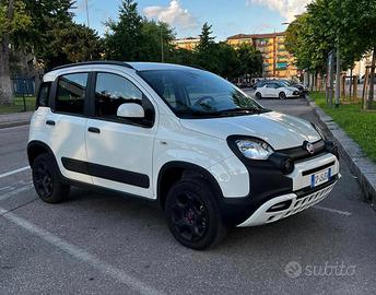 FIAT PANDA CROSS 0.9 TWINAIR TURBO SES 4X4