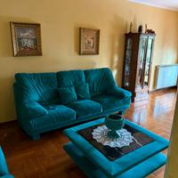 Set 2 divani con tavolino  in marmo e vellutino