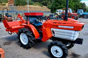 TRATTORE KUBOTA MODELLO  B1004