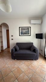 Da oggi, anche per week end, di fronte al mare