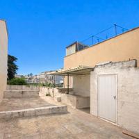 Indipendente con terrazza