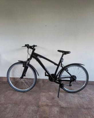 bici nera mountain bike telaio alluminio da 26