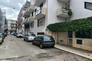 DEPOSITO A MOLA DI BARI