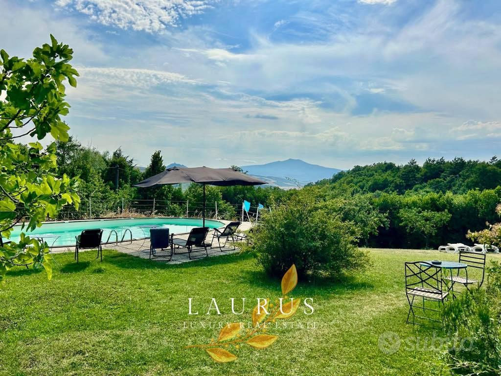 Rustico / Casale di 400 m² con più di 5 locali a S - Vista 3