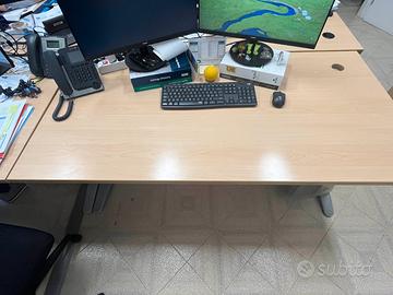 MOBILI DA UFFICIO