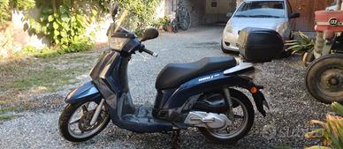 Kymco People 200