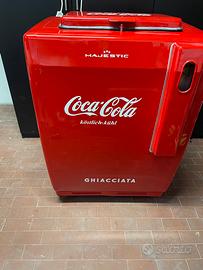 Ghiacciaia Coca Cola