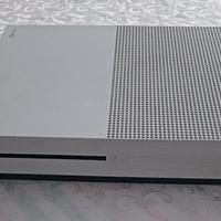 Xbox one S, solo console e cavi