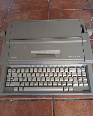Macchina da scrivere elettrica Olivetti Lettera E5