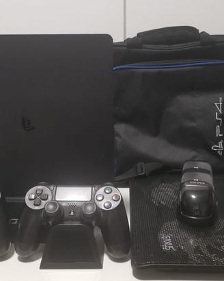 Ps4 Slim + 2 controller + 28 giochi + Accessori