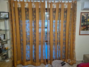 Tenda giallo/arancione/rosso