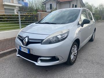 Renault Scenic Scénic XMod dCi 110 CV Start&Stop E