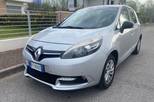 Renault Scenic Scénic XMod dCi 110 CV Start&Stop E
