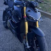 Ducati Streetfighter V4S