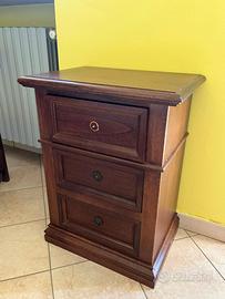 Coppia comodini in legno