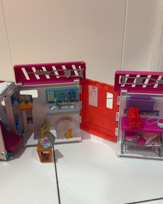 Clinica mobile Barbie 2in1