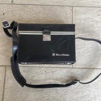 Cinepresa vintage Bell e Howell