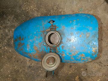 serbatoio vespa piaggio faro basso struzzo vb1
