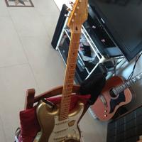 rara chitarra 69° Anniversary Aztec Gold 