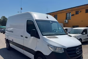 0697 FURGONE MERCEDES SPRINTER 2020
