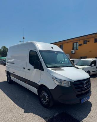 0697 FURGONE MERCEDES SPRINTER 2020