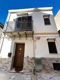 Palazzina indipendente appena ristrutturata