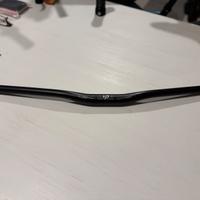 Manubrio MTB Trail marchiato lapierre 31.8 750mm