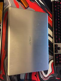 ASUS VIVOBOOK S530F