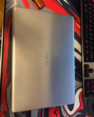 ASUS VIVOBOOK S530F