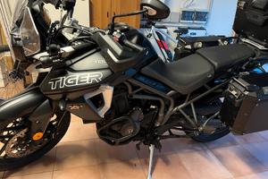 Triumph Tiger 800 Xrx