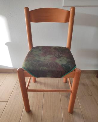4 sedie in legno massello