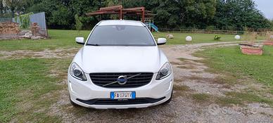 volvo xc60 euro 6b versione Oceanrace 