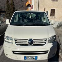 Volkswagen caravelle t5 2.5 131