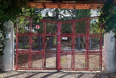 Cancello in ferro 400x250 usato