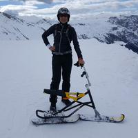 Snow scooter