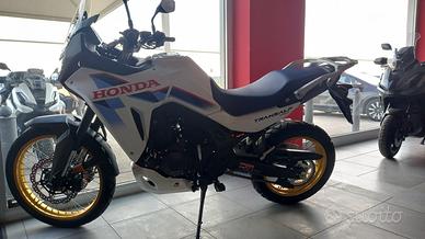 Honda XL 750 Transalp 2026 E-CLUTCH