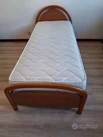 Letto singolo con materasso